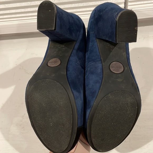 Navy and Black Suede heels - Picture 5 of 5